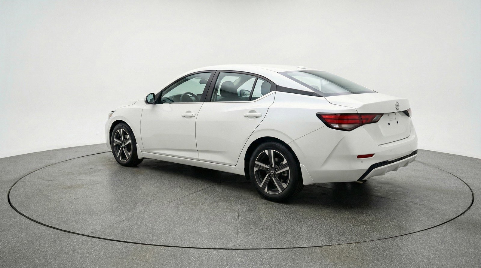 Used 2024 Nissan Sentra SV image 6