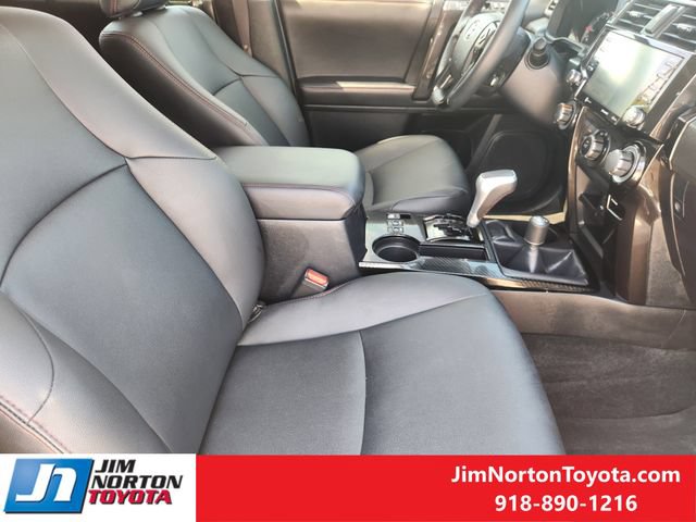 Used 2024 Toyota 4Runner TRD Off-Road Premium w/ Moonroof Package AWD/4WD image 15
