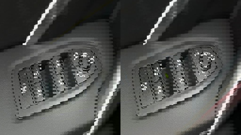 New 2026 BMW X1 xDrive28i w/ Convenience Package image 13