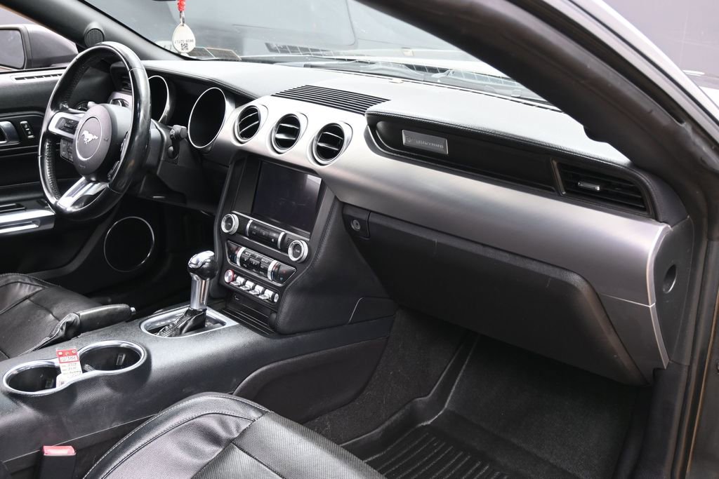 Used 2019 Ford Mustang Premium RWD image 34