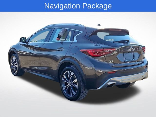 Used 2018 INFINITI QX30 Premium w/ Navigation Package image 4