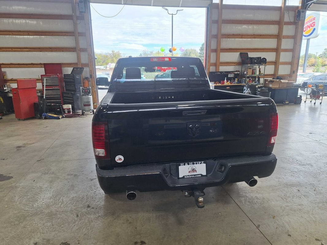 Used 2014 RAM 1500 Express w/ Black Ram 1500 Express Group AWD/4WD image 7