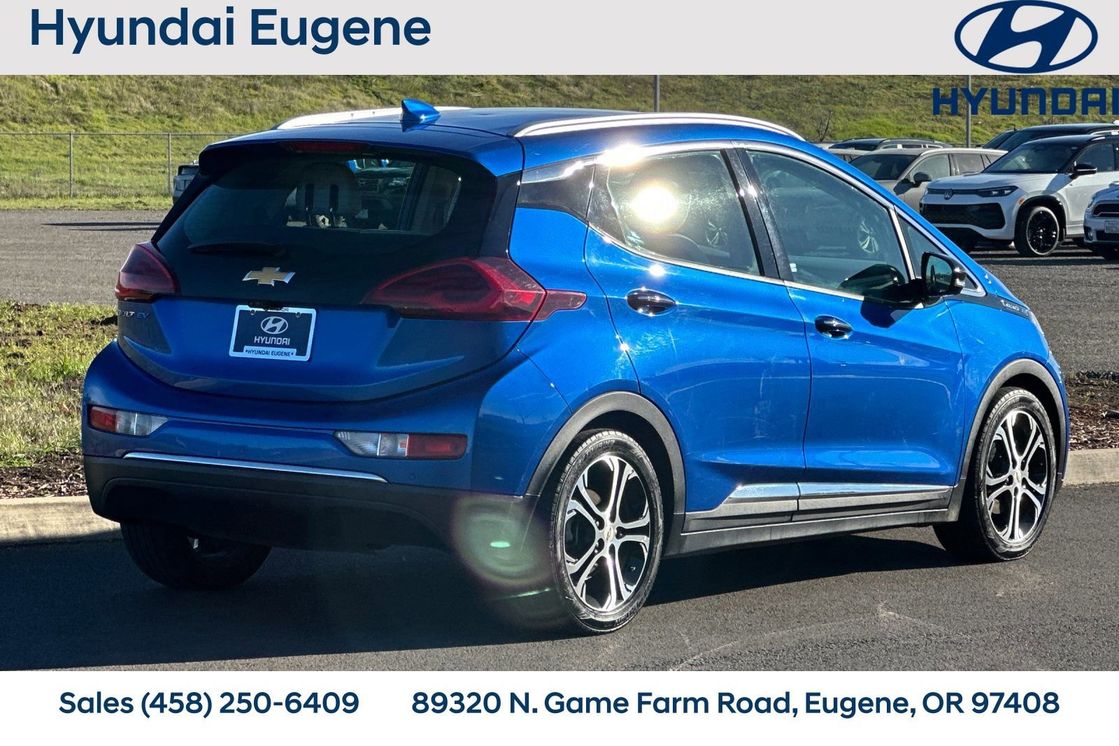 Used 2017 Chevrolet Bolt Premier w/ Driver Confidence II Package image 3