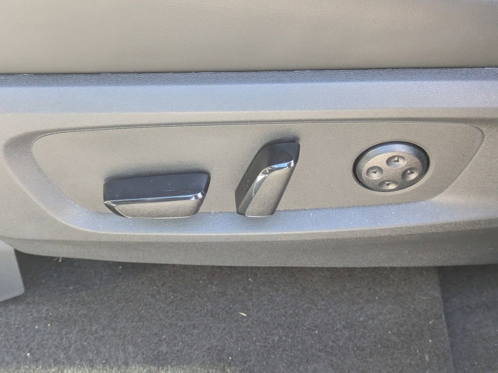 Certified 2025 INFINITI QX60 Luxe w/ Cargo Package image 23