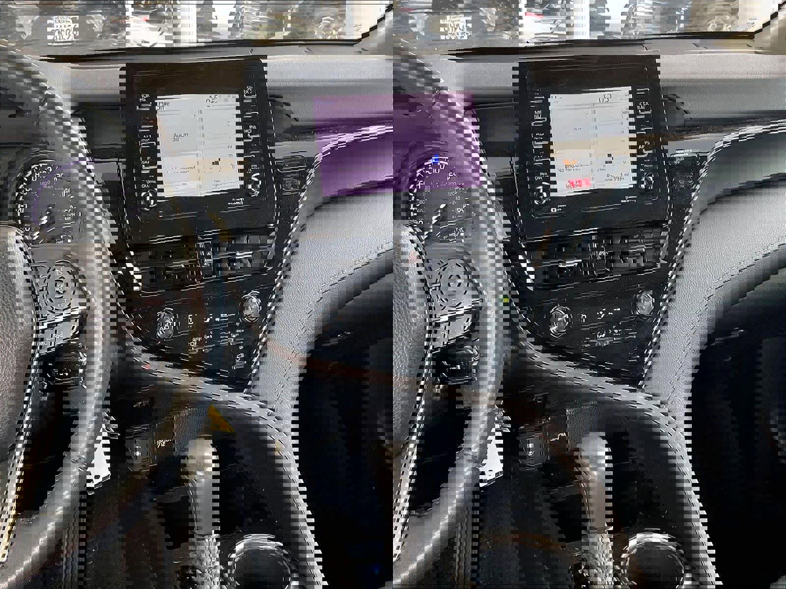 Used 2021 Toyota Camry SE FWD image 8