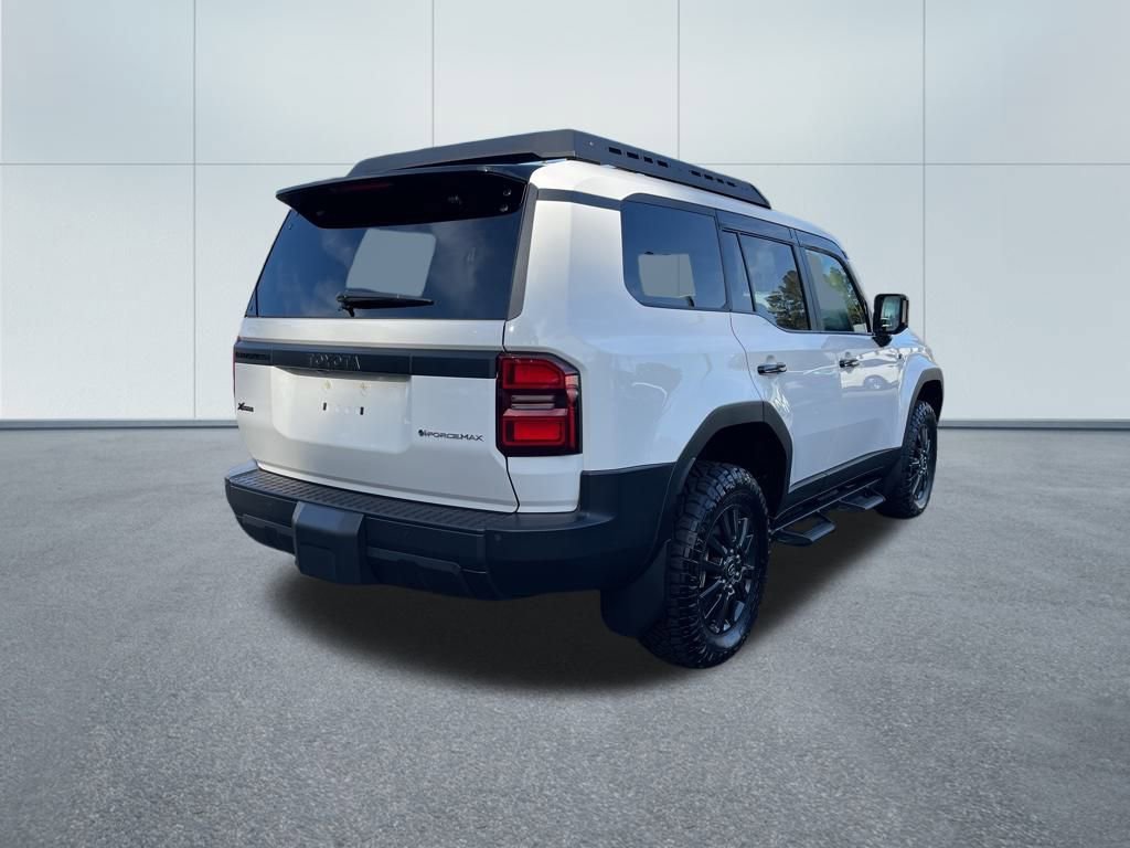 Certified 2025 Toyota Land Cruiser image 5