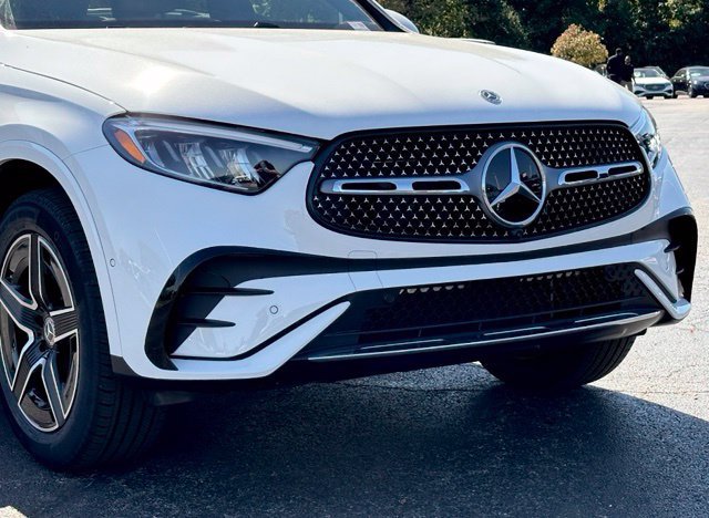 New 2027 Mercedes-Benz GLC 300 4MATIC image 2