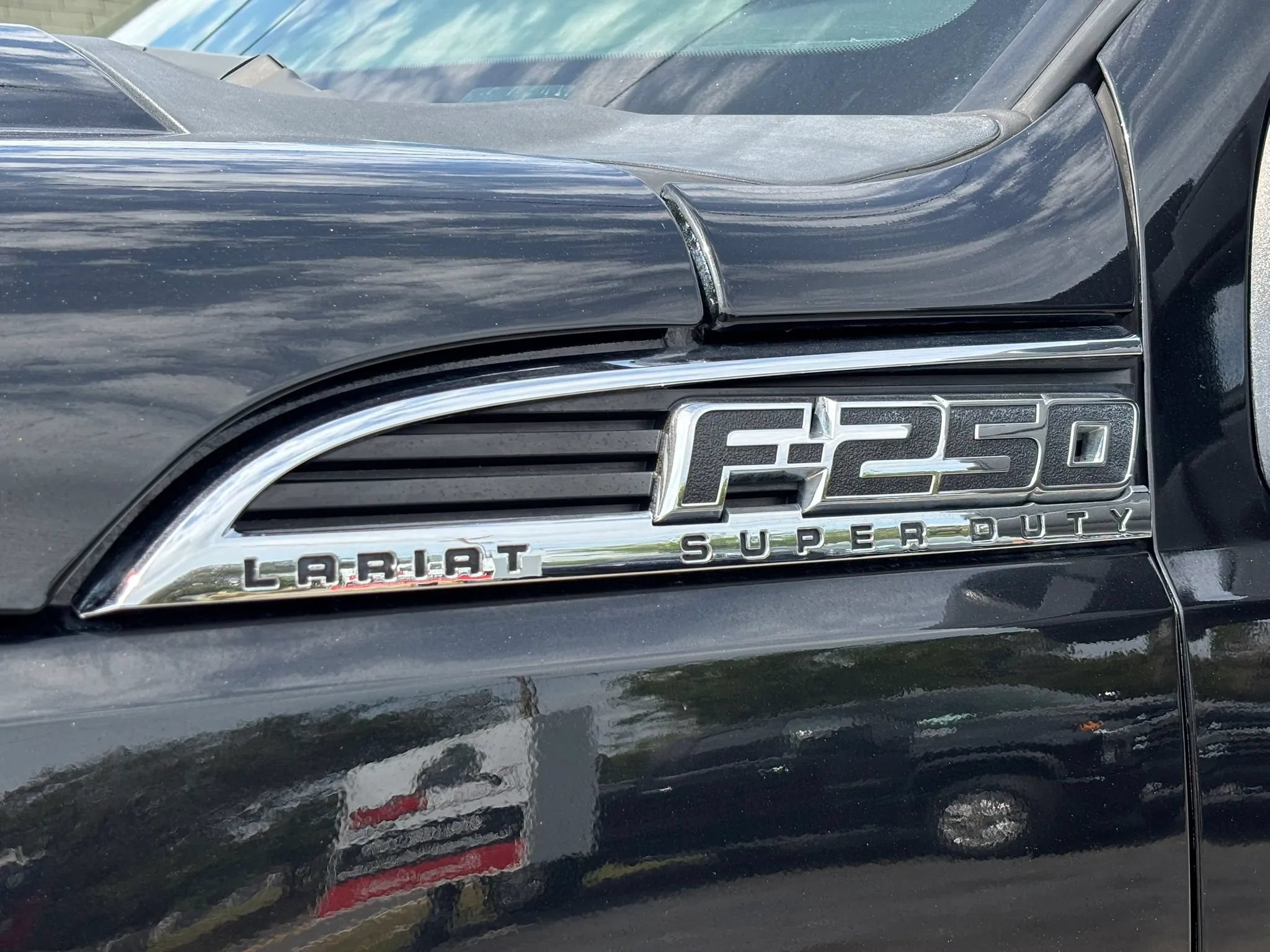 Used 2013 Ford F250 Platinum w/ FX4 Off Road Pkg AWD/4WD image 10