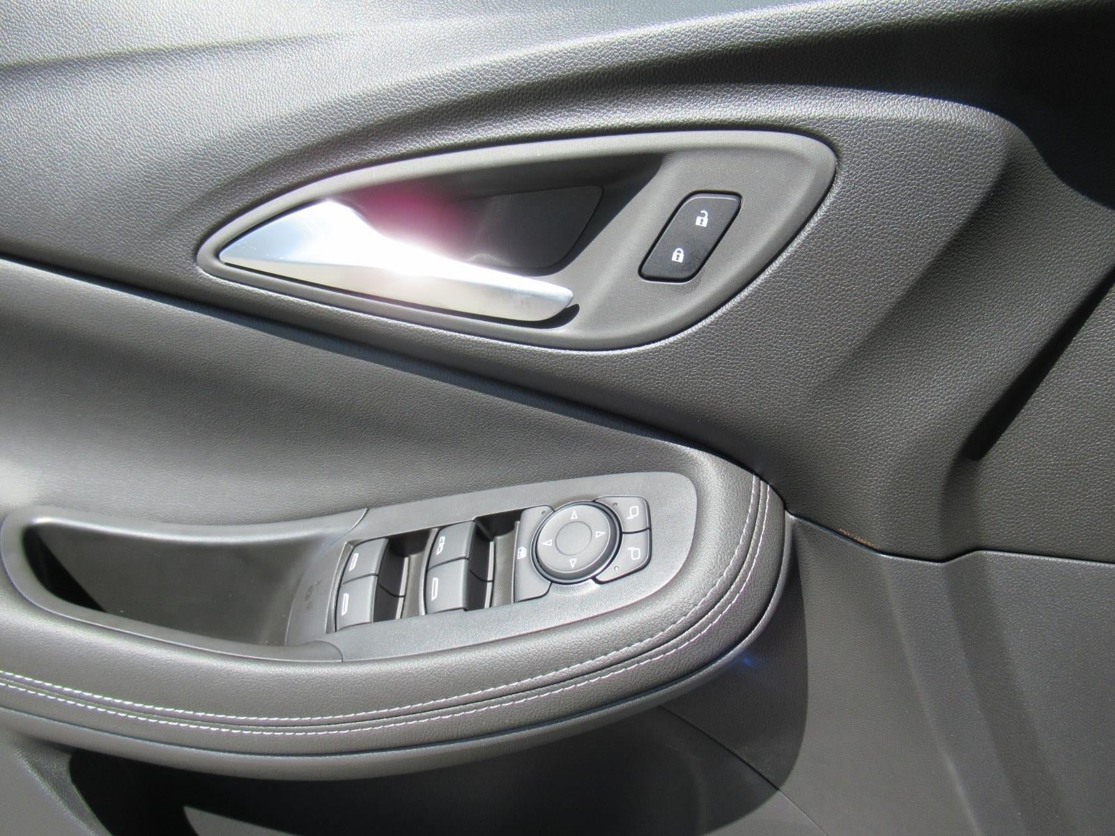 New 2026 Buick Encore GX Preferred w/ Comfort Package FWD image 21