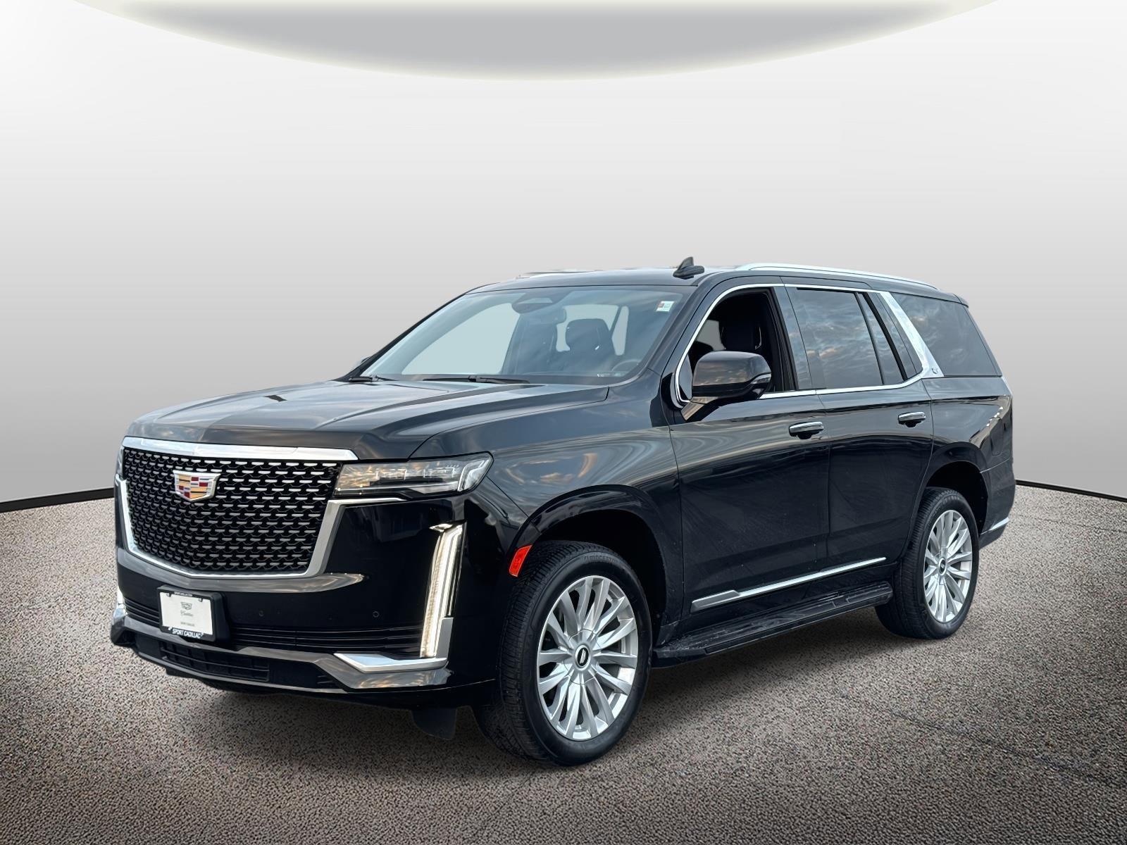 Used 2024 Cadillac Escalade Luxury image 1