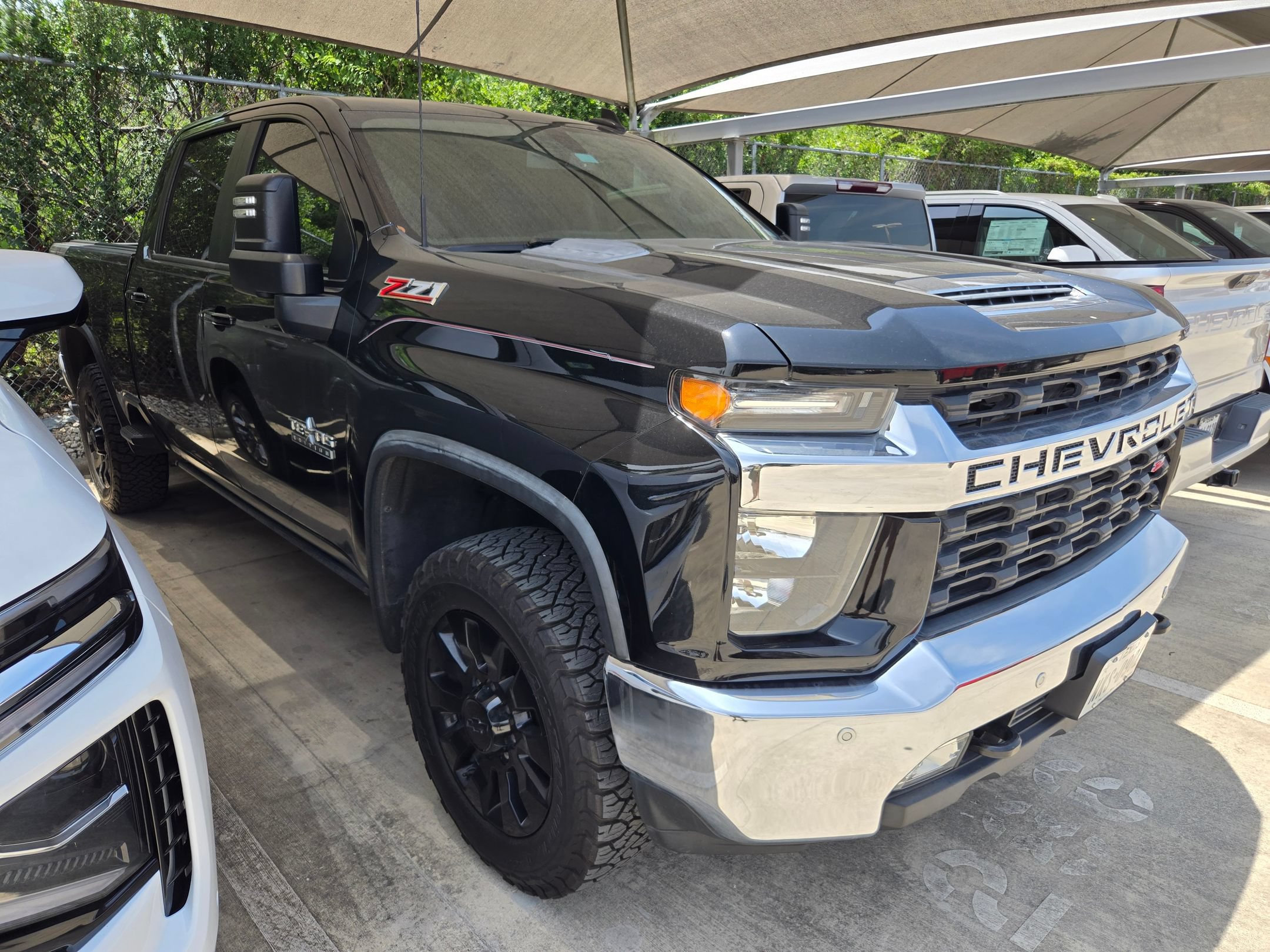 Used 2020 Chevrolet Silverado 2500 LT w/ Texas Edition AWD/4WD image 1