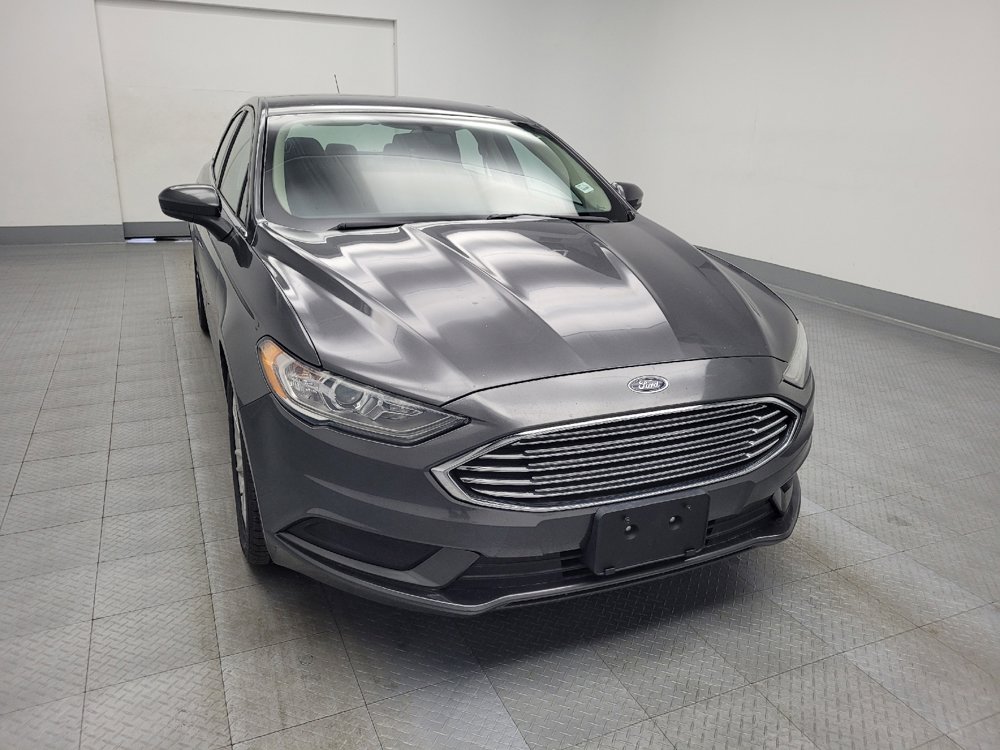Used 2018 Ford Fusion SE w/ Fusion SE Technology Package image 14