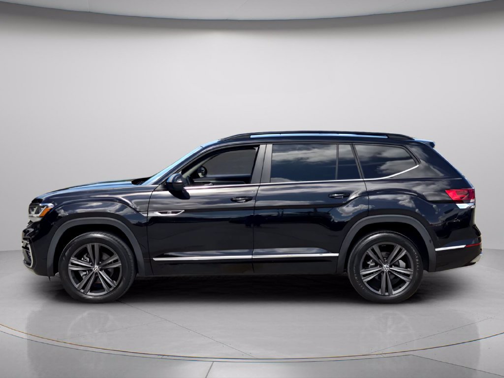 Used 2021 Volkswagen Atlas SE w/ Panoramic Sunroof Package FWD image 3