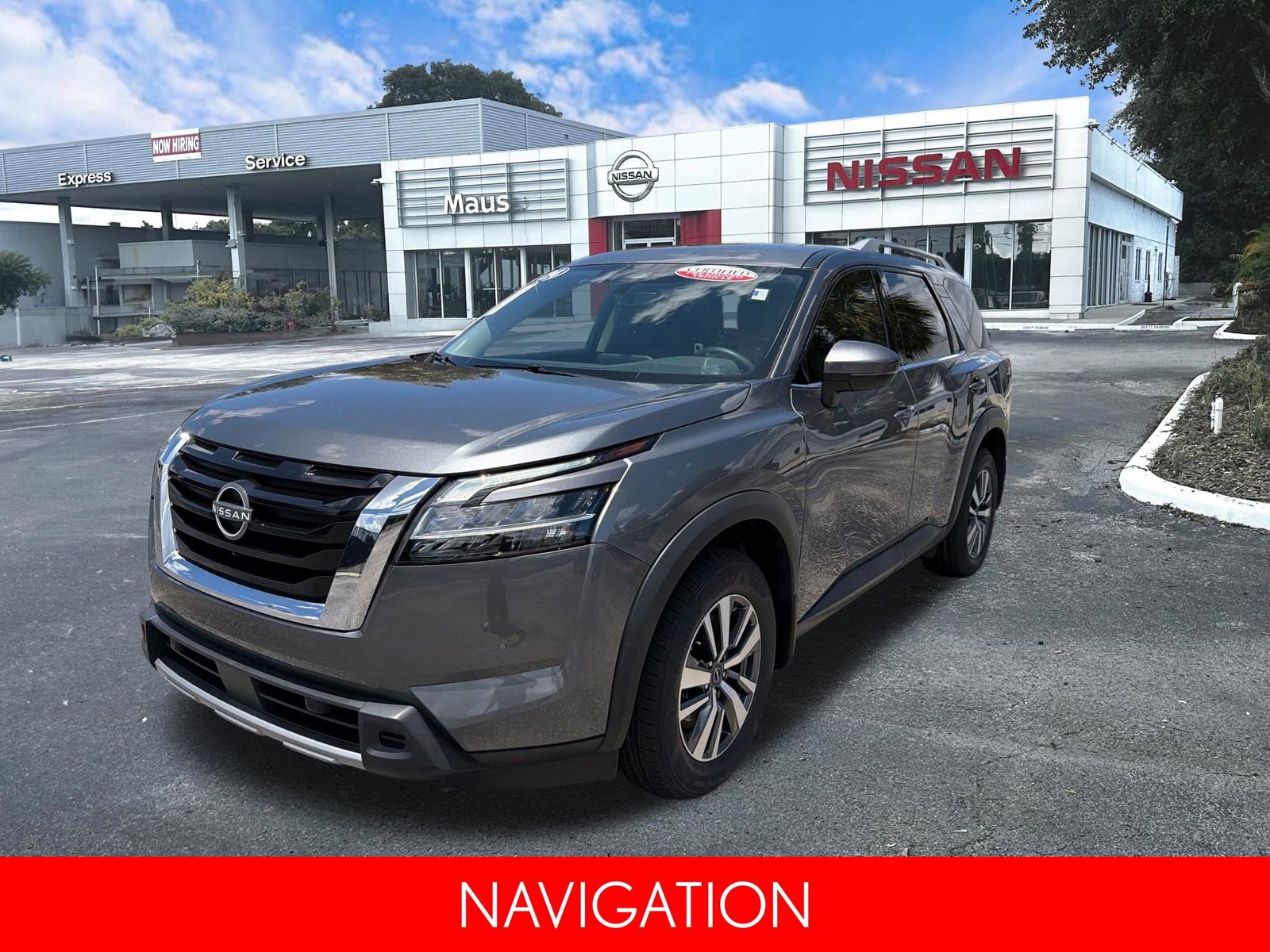 Certified 2024 Nissan Pathfinder SL FWD image 7