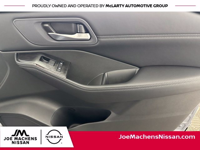 New 2026 Nissan Rogue Dark Armor AWD/4WD image 19