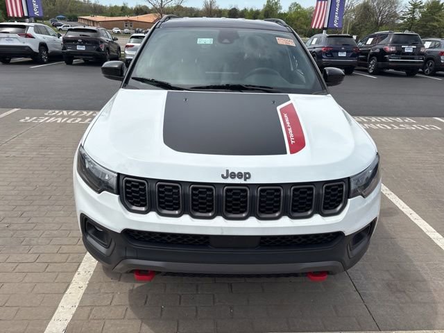 Used 2025 Jeep Compass Trailhawk w/ Trailer Tow Group image 12