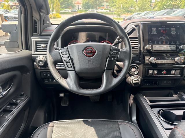 Used 2023 Nissan Titan PRO-4X AWD/4WD image 13