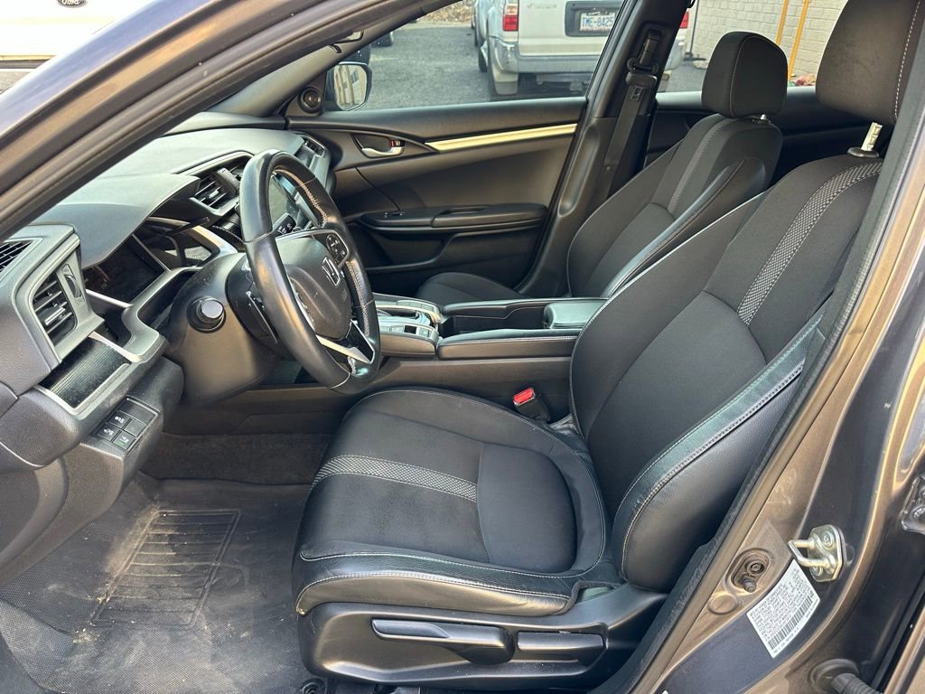 Used 2020 Honda Civic Sport image 11