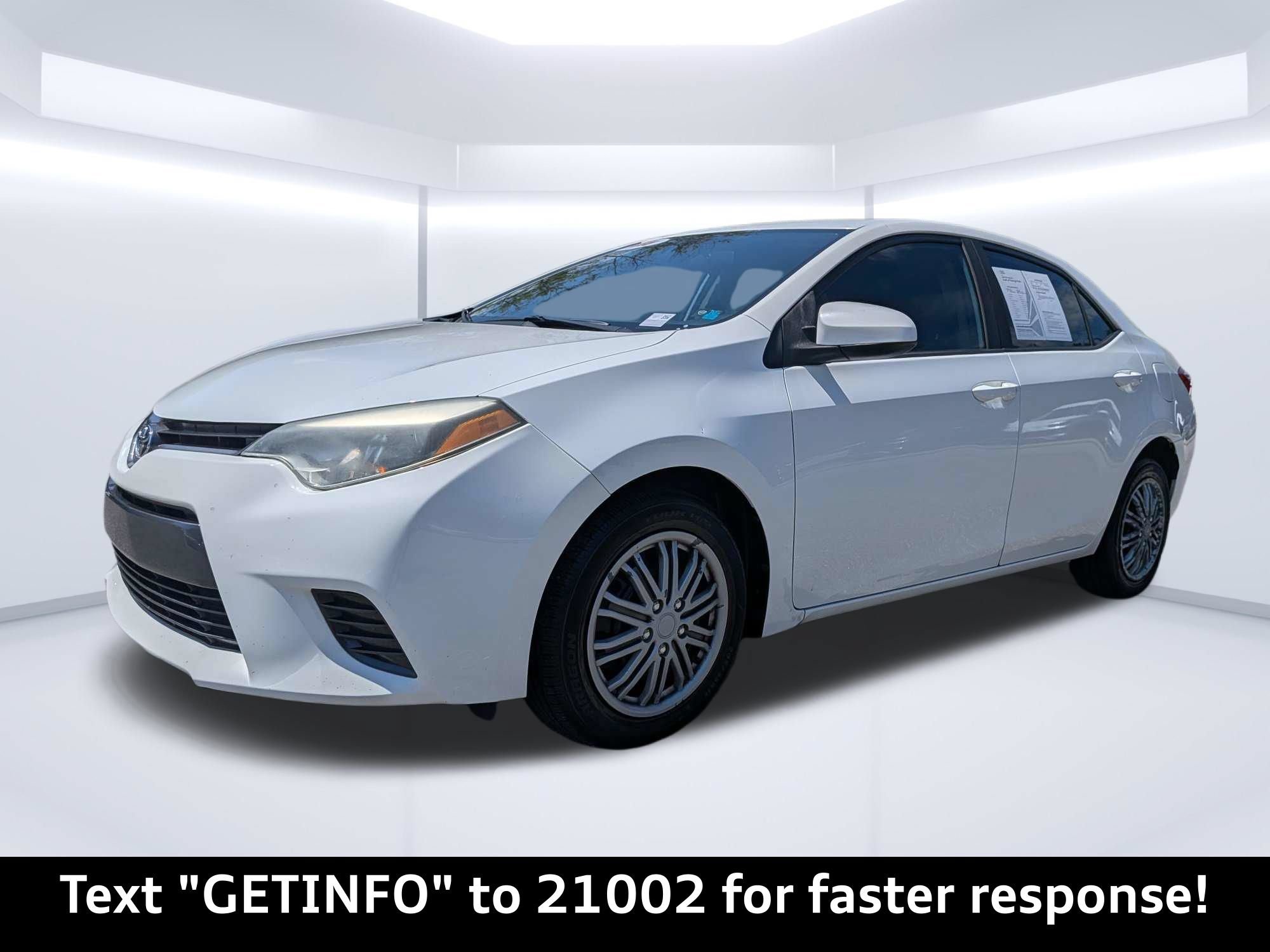 Used 2015 Toyota Corolla LE FWD image 8