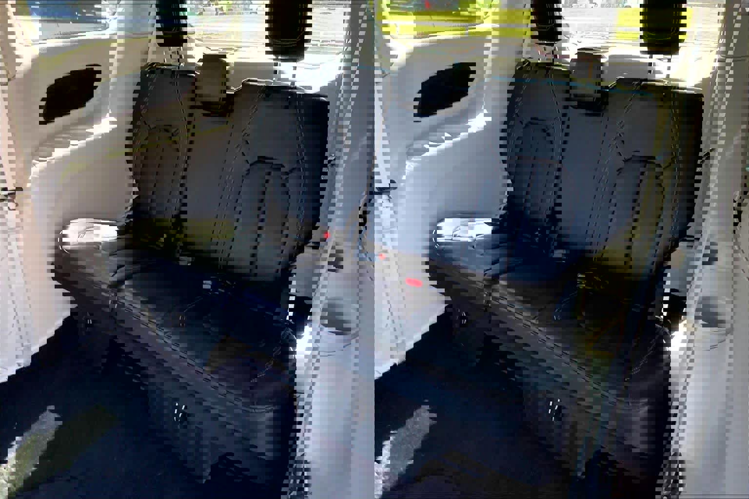 Used 2022 Chrysler Pacifica Touring-L image 21