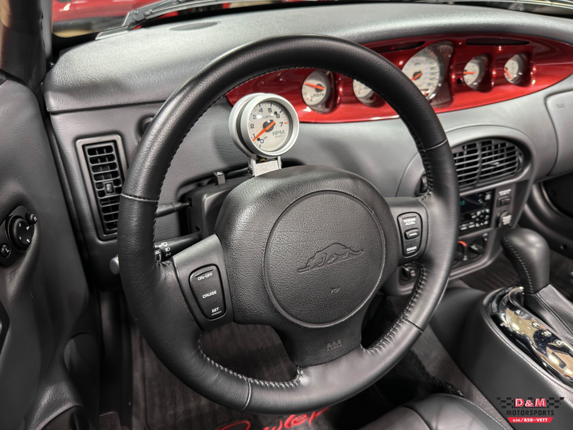 Used 2002 Chrysler Prowler RWD image 16