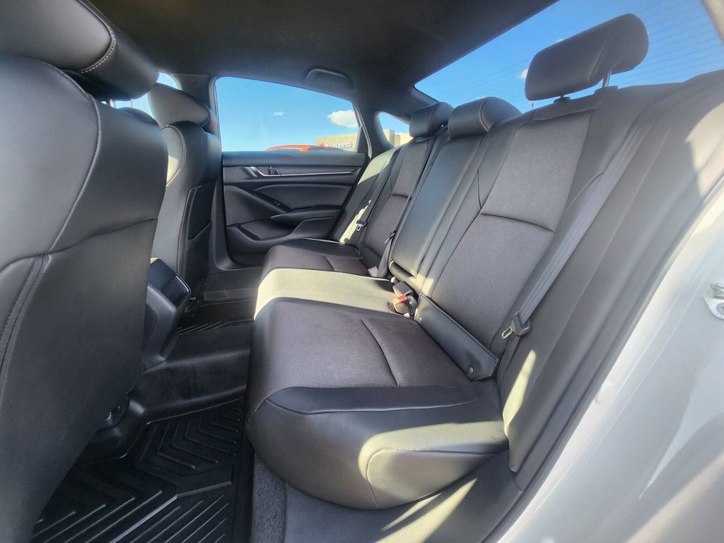 Used 2022 Honda Accord Sport image 11