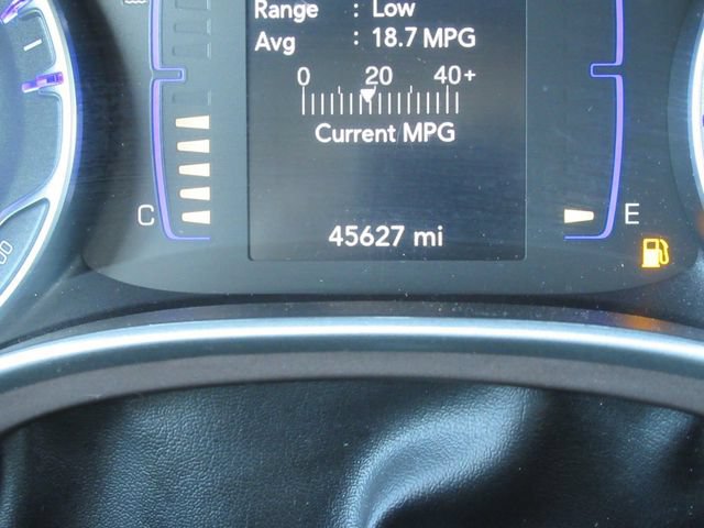Certified 2023 Chrysler Voyager LX FWD image 28