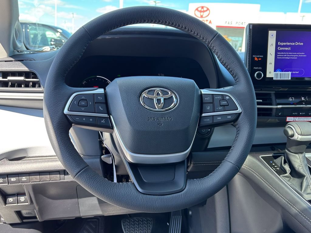 New 2026 Toyota Sienna XLE AWD/4WD image 23