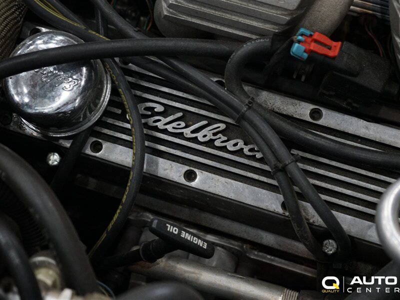 Used 1991 Chevrolet Corvette Convertible RWD image 15