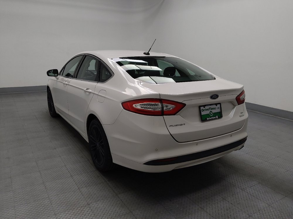 Used 2016 Ford Fusion SE w/ Equipment Group 202A FWD image 5