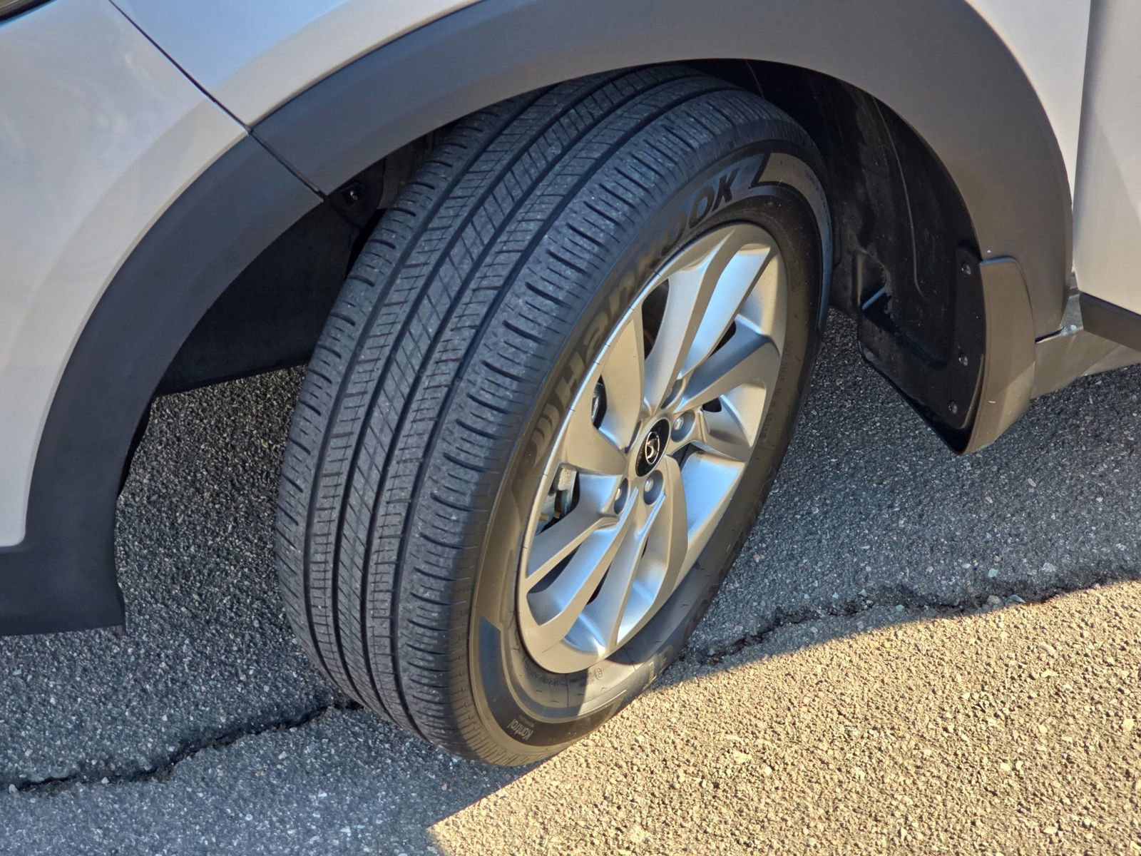 Used 2018 Hyundai Tucson SE image 35