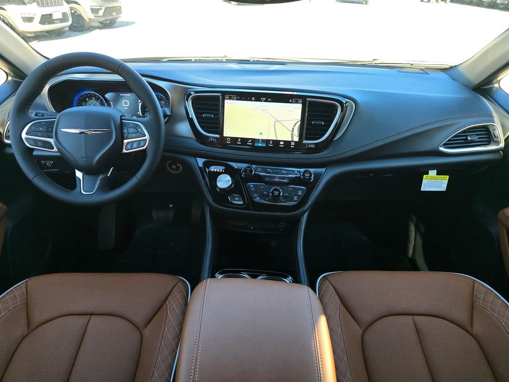 New 2026 Chrysler Pacifica Pinnacle image 5