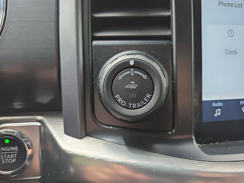 Used 2023 Ford F150 Lariat w/ Trailer Tow Package image 30