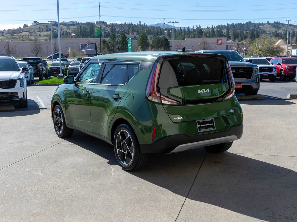 Certified 2023 Kia Soul EX image 5