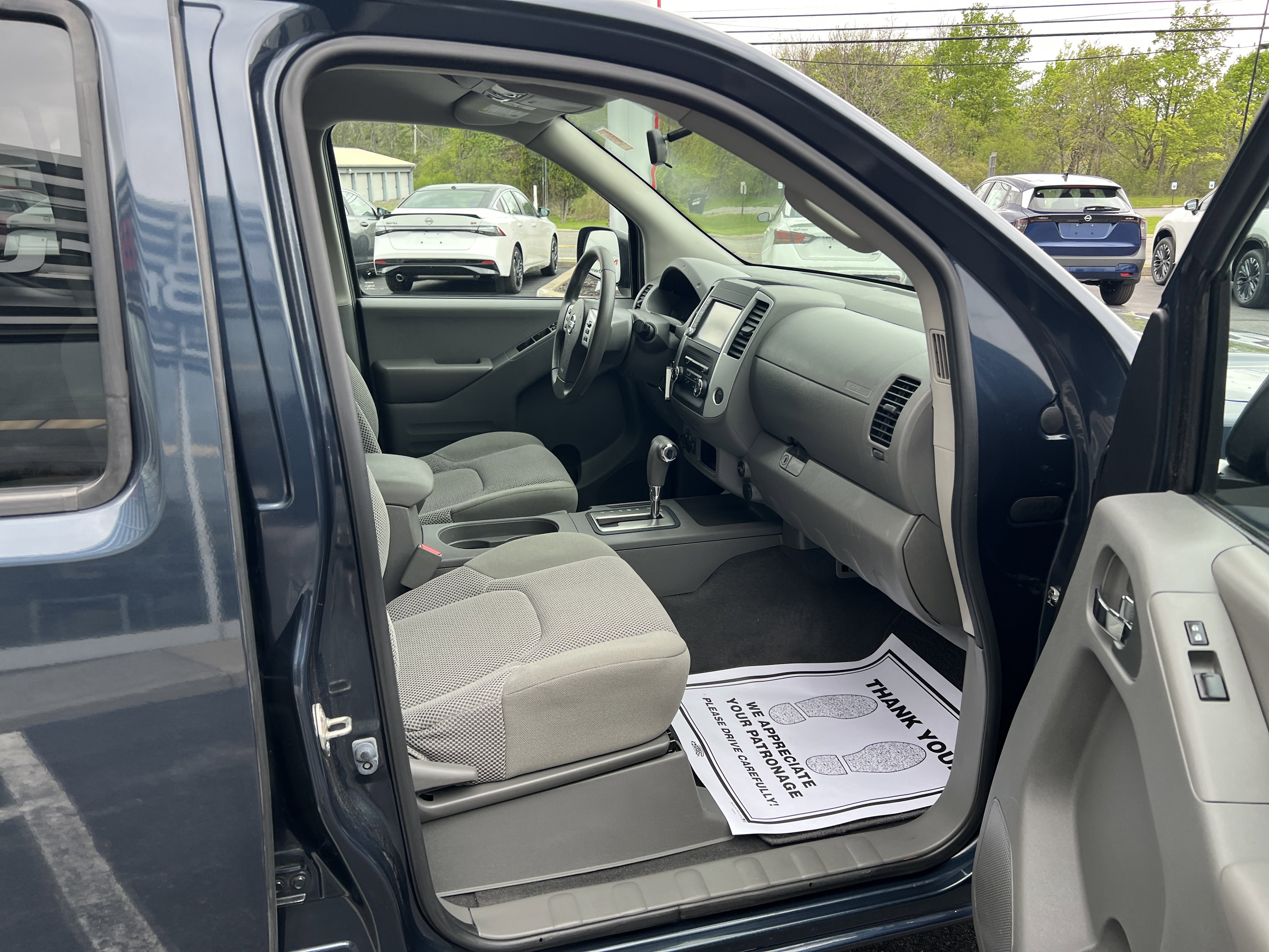 Used 2019 Nissan Frontier SV AWD/4WD image 11
