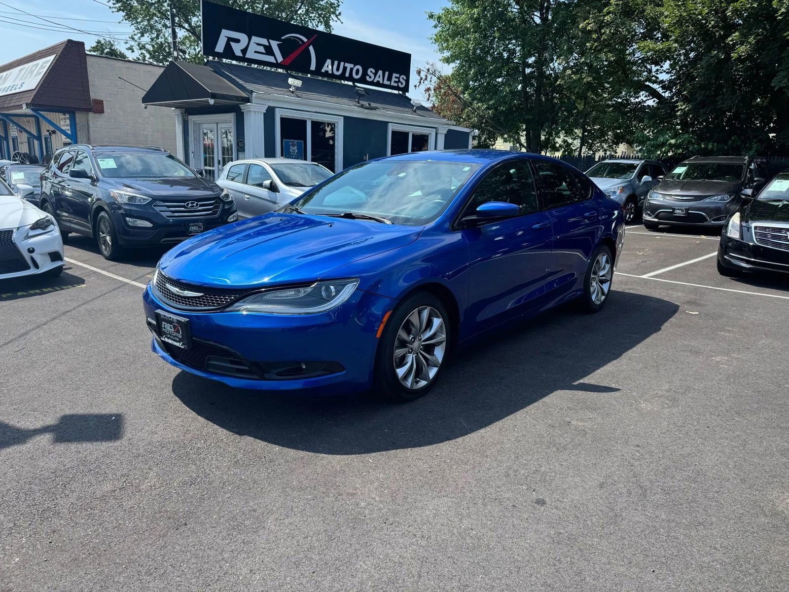 Used 2015 Chrysler 200 S image 1