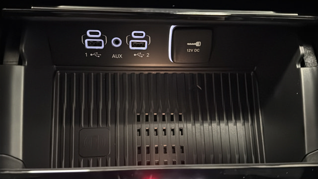 New 2026 Jeep Grand Cherokee Altitude AWD/4WD image 39