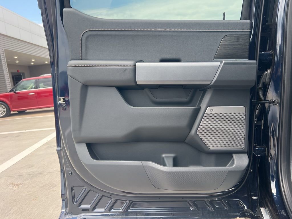 New 2025 Ford F150 Lariat w/ Equipment Group 501A Mid image 32