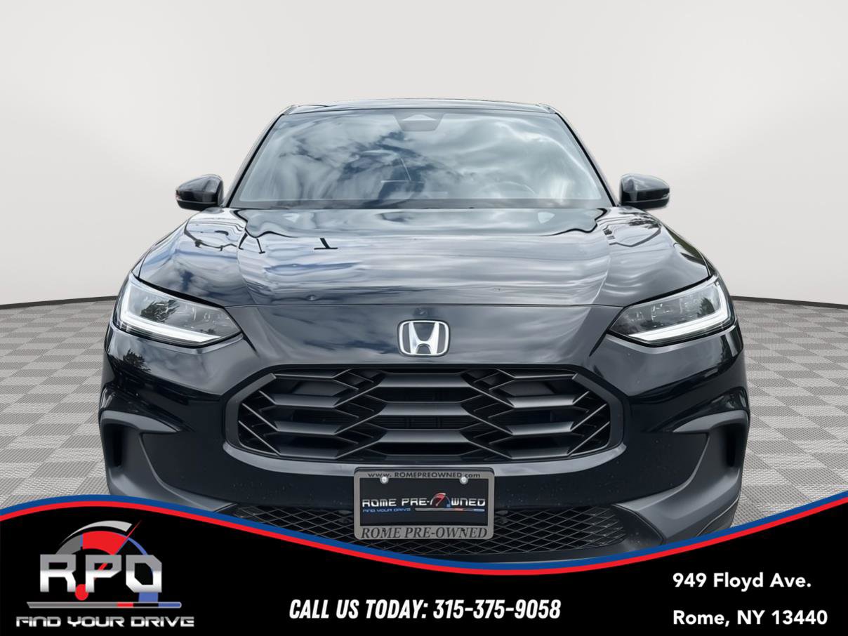 Used 2023 Honda HR-V Sport image 8