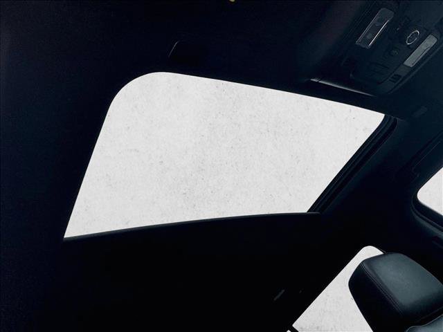 Used 2023 Chevrolet Tahoe LT w/ Luxury Package RWD image 17