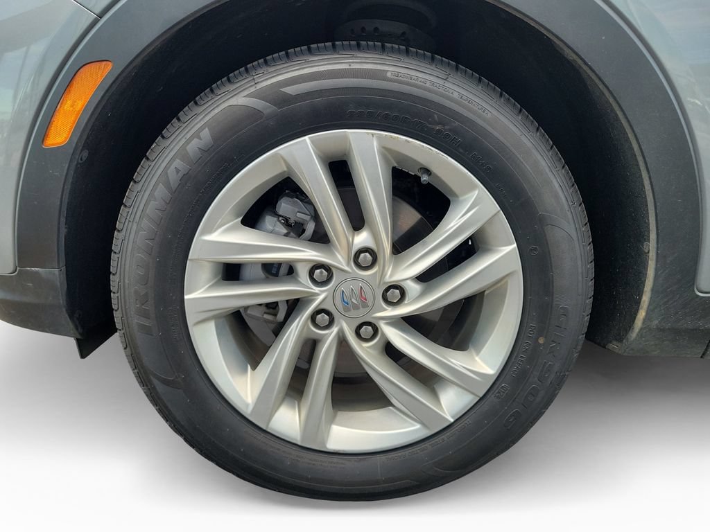 Used 2025 Buick Envista Preferred FWD image 28