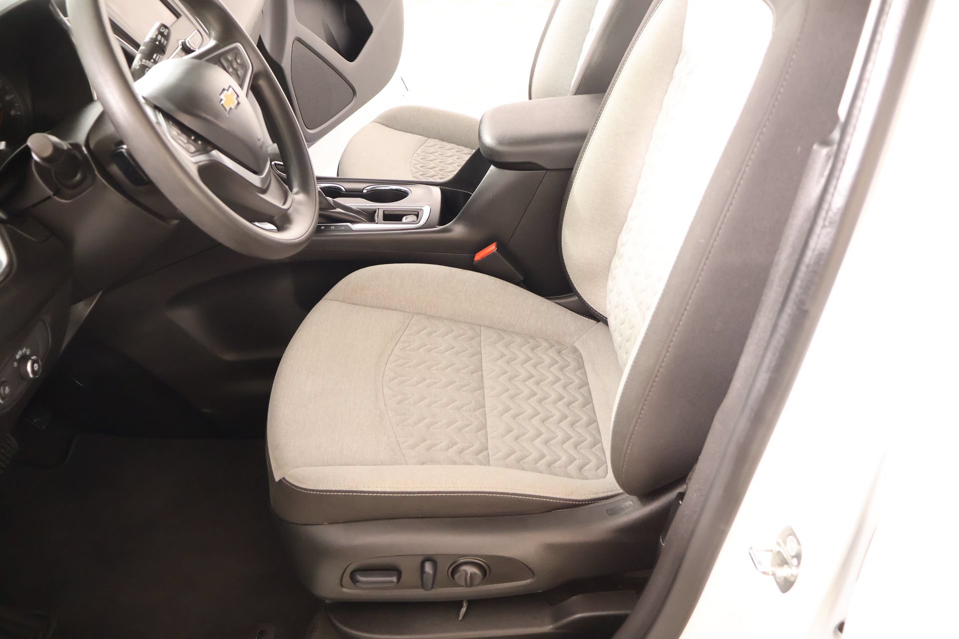 Used 2023 Chevrolet Equinox LT FWD image 10