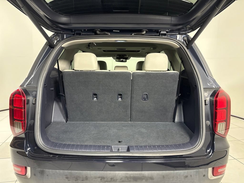 Used 2022 Hyundai Palisade SEL w/ 8P Bench Seat Package FWD image 28