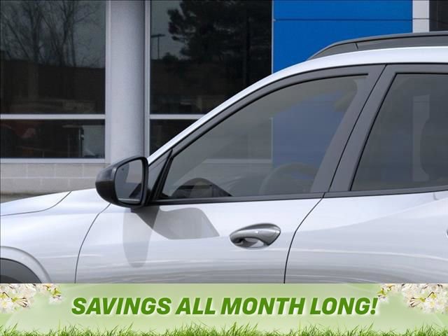 New 2026 Chevrolet Trax LT w/ Driver Confidence Package FWD image 12