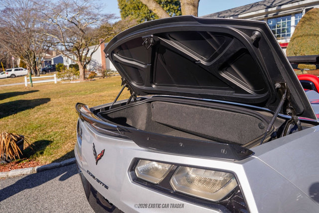 Used 2015 Chevrolet Corvette Z06 w/ 3LZ Preferred Equipment Group RWD image 47