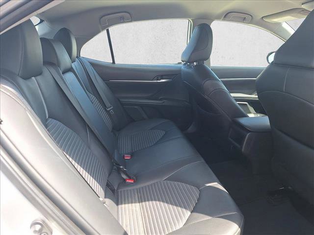 Used 2018 Toyota Camry XSE FWD image 17
