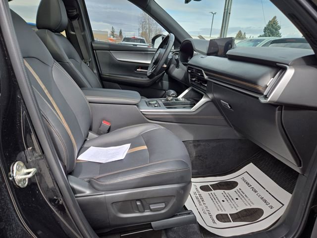 Used 2025 MAZDA CX-70 Plug-In Hybrid w/ Premium Plus AWD/4WD image 35