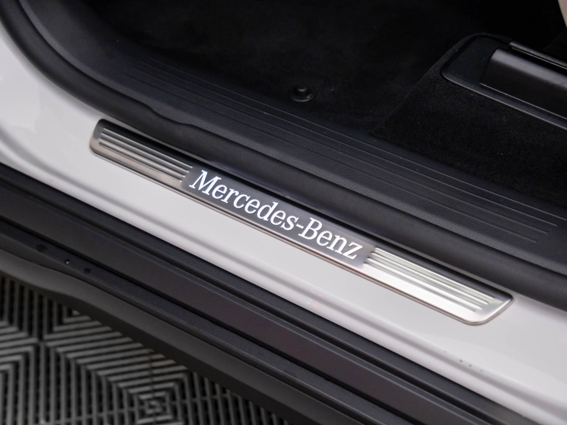 New 2026 Mercedes-Benz GLS 450 4MATIC image 16