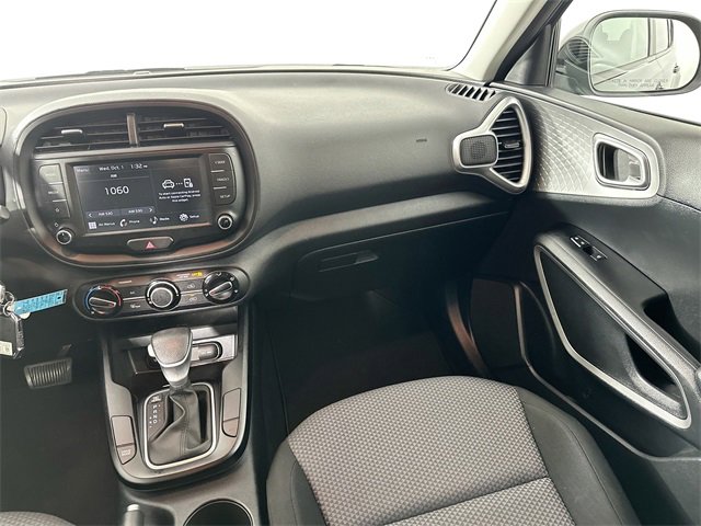 Used 2023 Kia Soul LX image 24