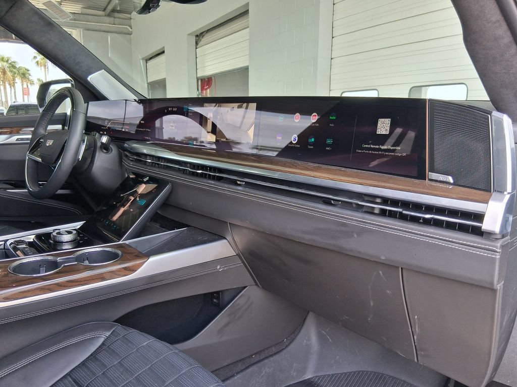 Used 2026 Cadillac Escalade Platinum Sport w/ LPO, Floor Liner Package RWD image 16